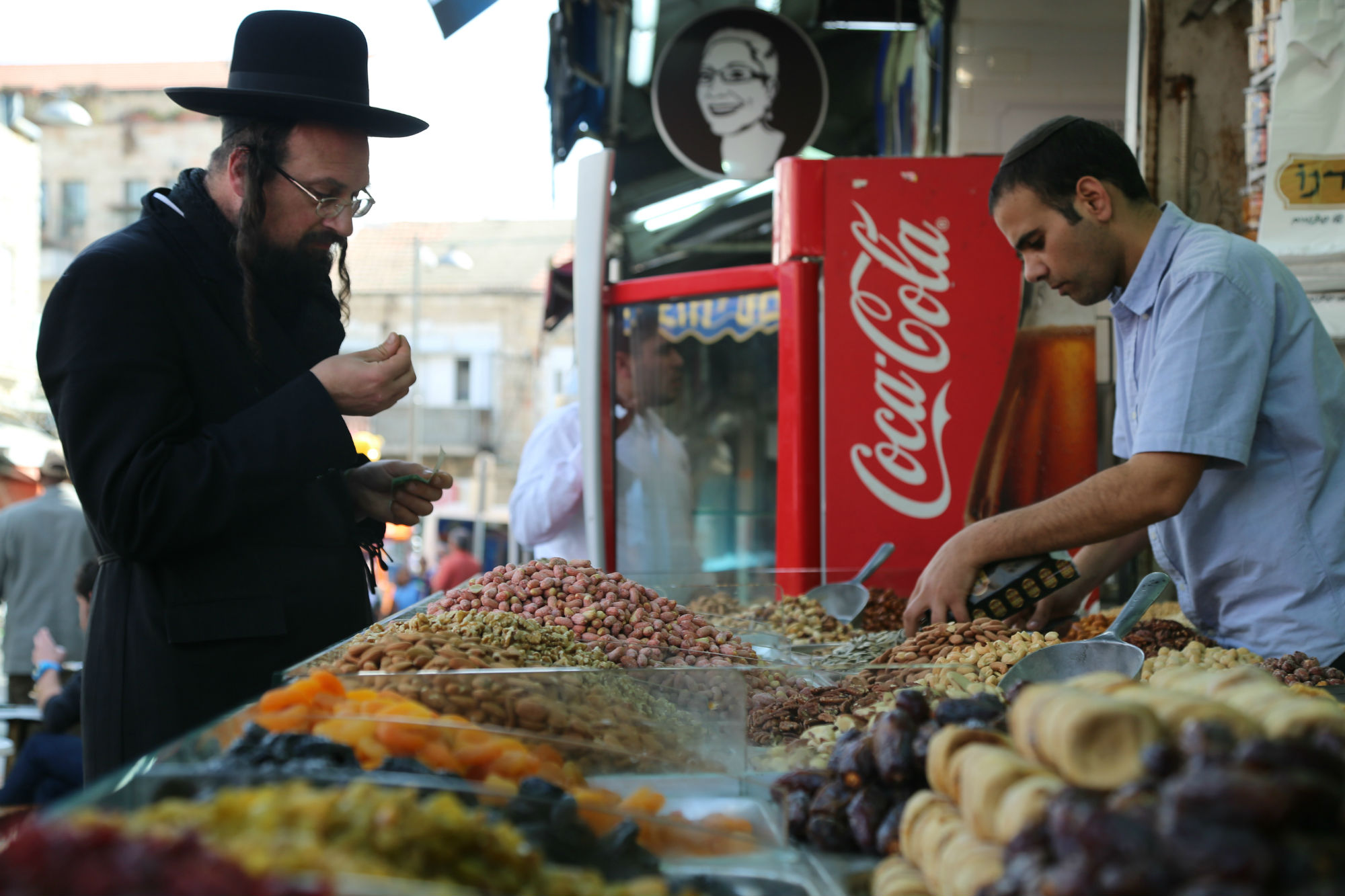 סיור במחנה יהודה